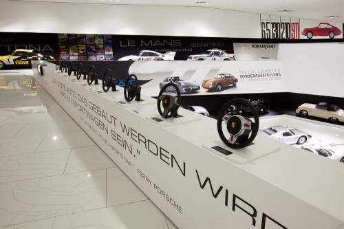Новая специальная выставка «Уникальность 911-го» в музее Porsche