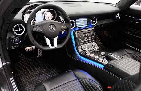 ����� �������� Mercedes-Benz SLS AMG