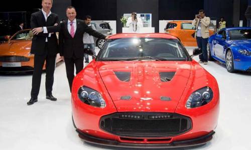 На автосалоне в Дубае состоялась премьера Aston Martin V12 Zagato